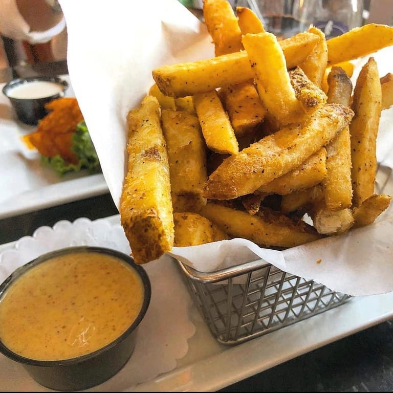 Delicious Fries: A Must-Try Side at Our Restaurant